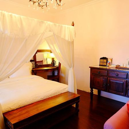 Moon House B&B Хуалиен Сити Екстериор снимка