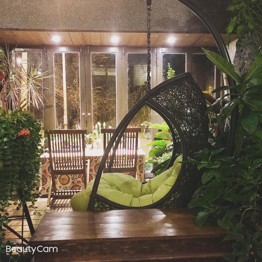 Moon House B&B Хуалиен Сити Екстериор снимка
