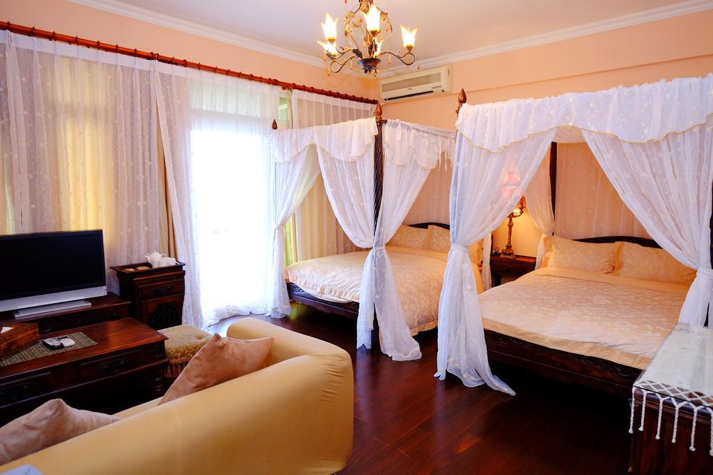 Moon House B&B Хуалиен Сити Екстериор снимка