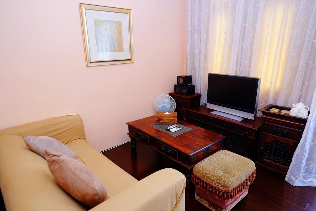 Moon House B&B Хуалиен Сити Екстериор снимка