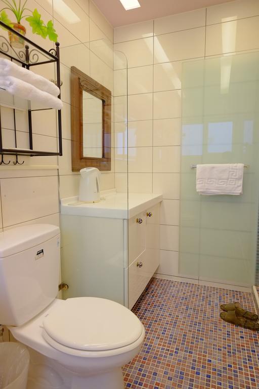Moon House B&B Хуалиен Сити Екстериор снимка