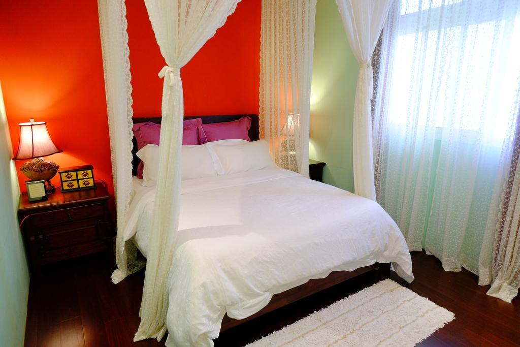 Moon House B&B Хуалиен Сити Екстериор снимка