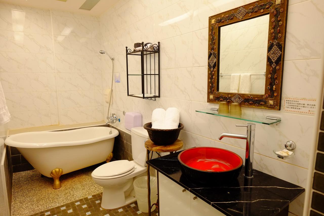 Moon House B&B Хуалиен Сити Екстериор снимка